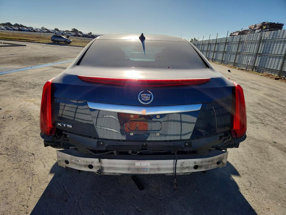 2015 Cadillac Xts მანქანა იყიდება აუქციონზე, vin: 2G61P5S35F9216464, აუქციონის ნომერი: 61980956