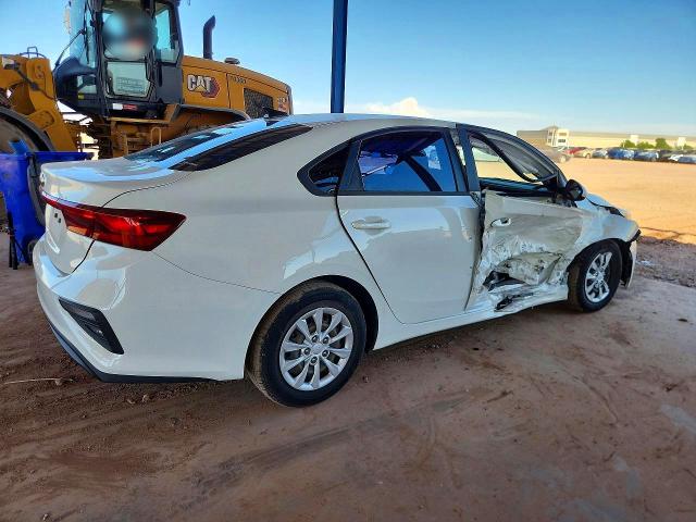 60128376 :رقم المزاد ، 3KPF24AD8ME265646 vin ، 2021 Kia Forte مزاد بيع