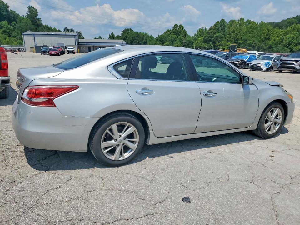 2013 Nissan Altima მანქანა იყიდება აუქციონზე, vin: 1N4AL3AP1DC265092, აუქციონის ნომერი: 60525546