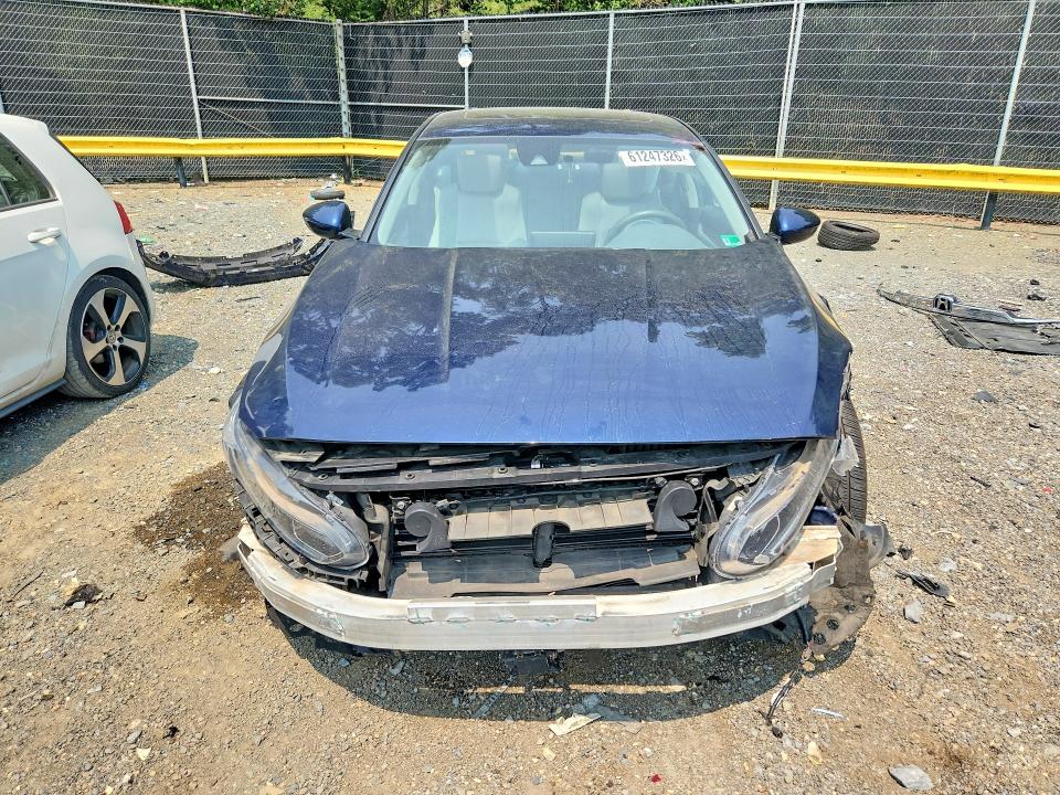Aukcja sprzedaży 2018 Honda Accord, vin: 1HGCV1F47JA147590, numer aukcji: 61247326