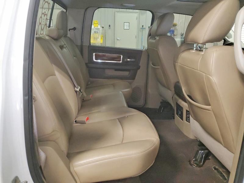 61620996 :رقم المزاد ، 1D7RB1CT8BS530422 vin ، 2011 Dodge Ram 1500 مزاد بيع