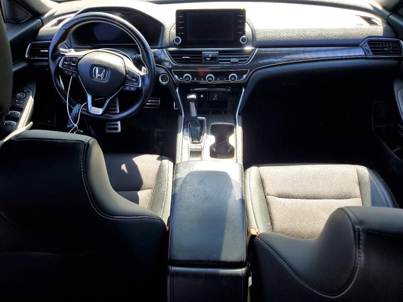59285036 :رقم المزاد ، 1HGCV1F30JA076675 vin ، 2018 Honda Accord مزاد بيع