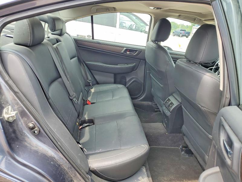 61715786 :رقم المزاد ، 4S3BNAL6XF3008050 vin ، 2015 Subaru Legacy مزاد بيع