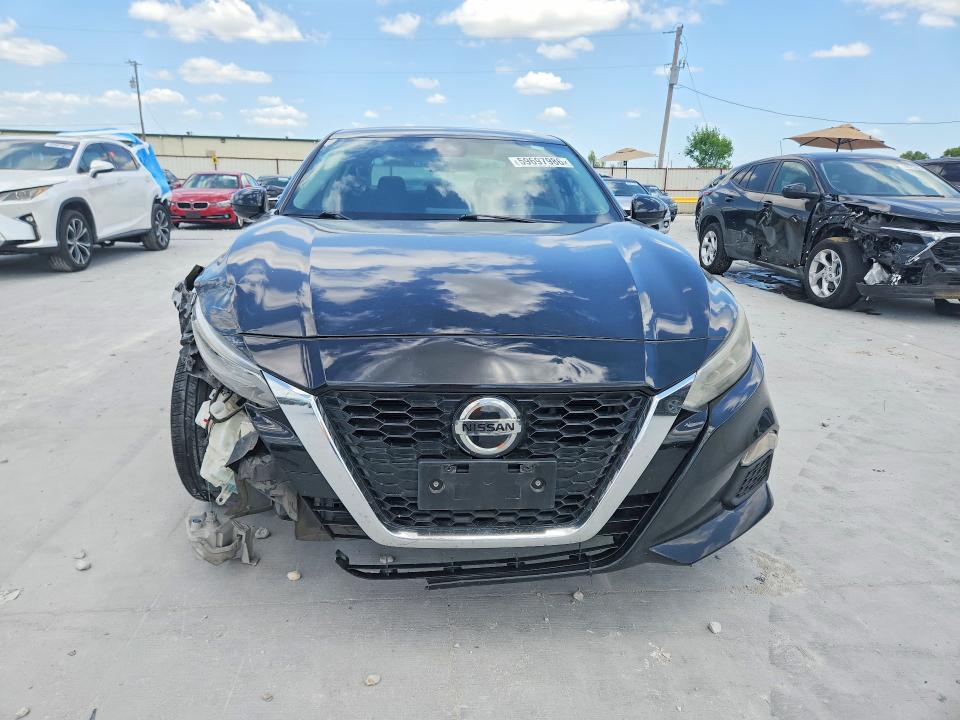 59697986 :رقم المزاد ، 1N4BL4DV7MN331797 vin ، 2021 Nissan Altima مزاد بيع