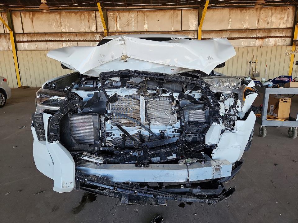 61028816 :رقم المزاد ، 5TFLA5DB2TX424097 vin ، 2026 Toyota Tundra مزاد بيع