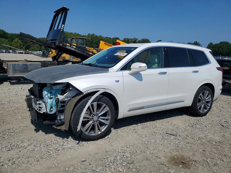 61764756 :رقم المزاد ، 1GYKPCRS1LZ197684 vin ، 2020 Cadillac Xt6 مزاد بيع