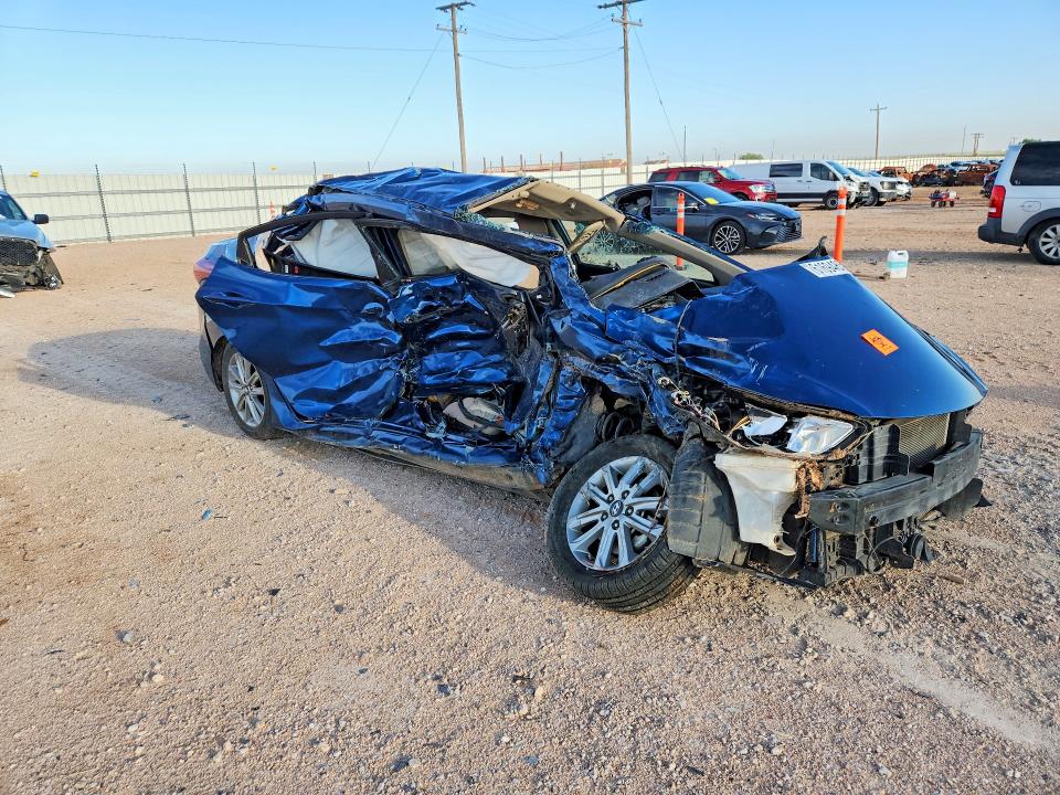 61694856 :رقم المزاد ، KMHDH4AE7EU060848 vin ، 2014 Hyundai Elantra مزاد بيع