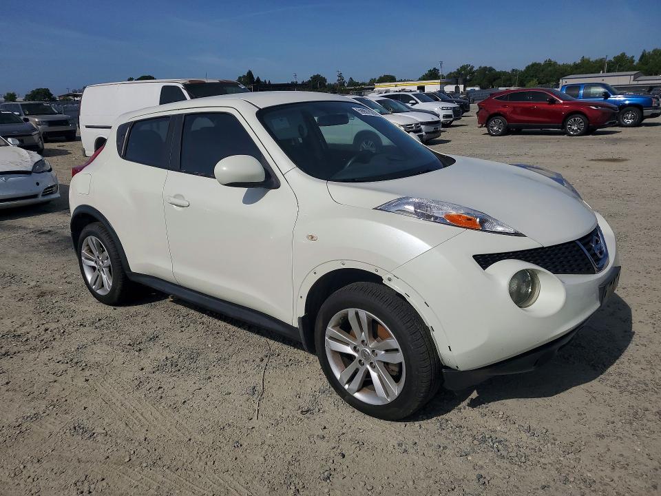 59907826 :رقم المزاد ، JN8AF5MR8BT000293 vin ، 2011 Nissan Juke مزاد بيع