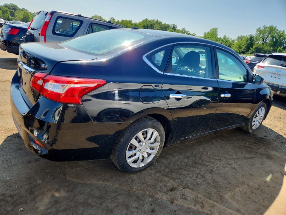 Продажа на аукционе авто 2017 Nissan Sentra, vin: 3N1AB7AP6HL635745, номер лота: 62710306