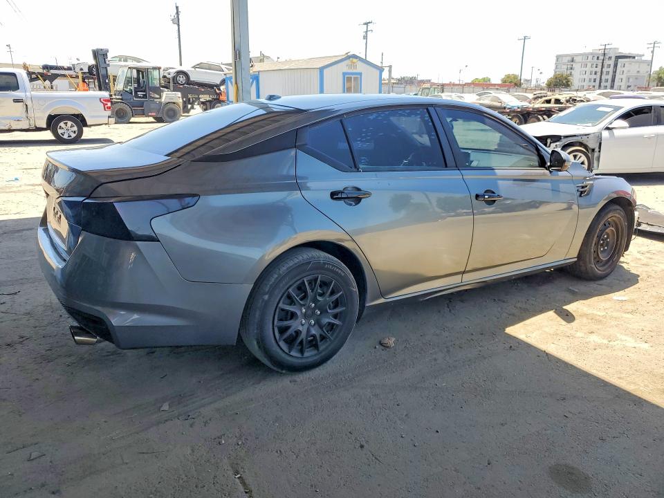Продажа на аукционе авто 2020 Nissan Altima, vin: 1N4BL4BV0LC130109, номер лота: 63239536