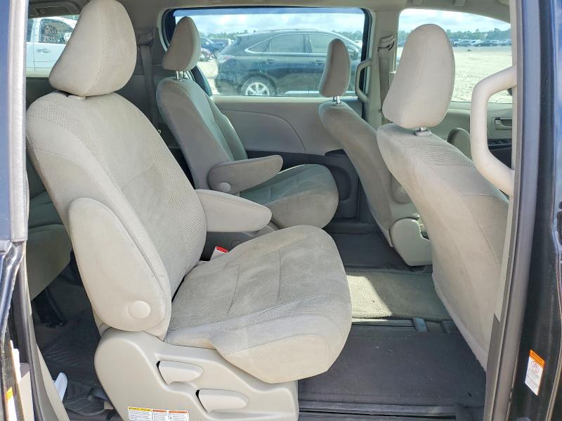 2015 Toyota Sienna მანქანა იყიდება აუქციონზე, vin: 5TDZK3DCXFS528058, აუქციონის ნომერი: 60019216