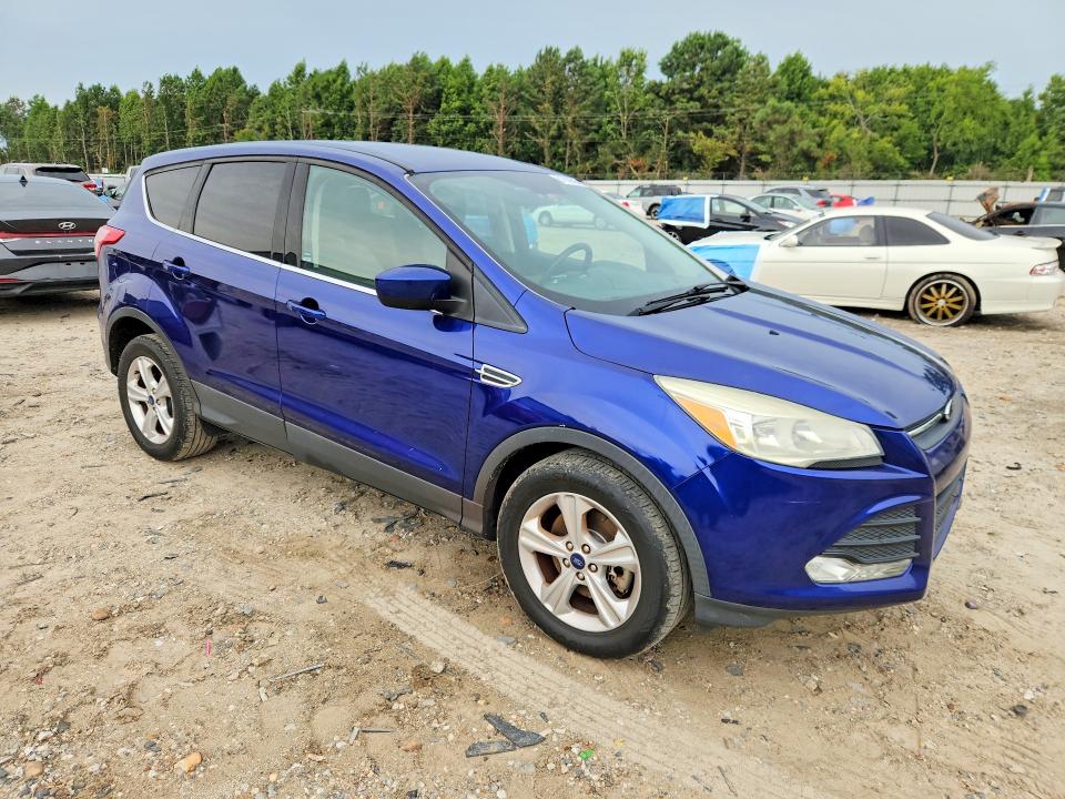 2015 Ford Escape მანქანა იყიდება აუქციონზე, vin: 1FMCU9GX7FUC21262, აუქციონის ნომერი: 61630566