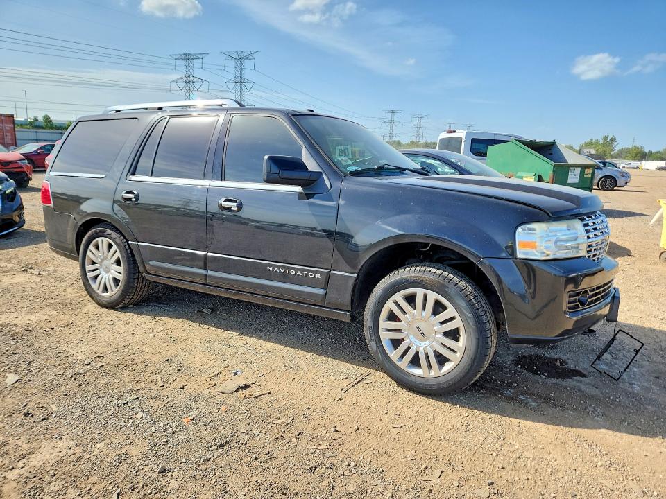 59265676 :رقم المزاد ، 5LMJJ2J53BEJ00633 vin ، 2011 Lincoln Navigator مزاد بيع