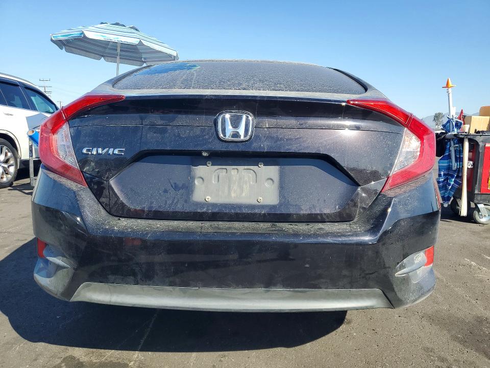 2018 Honda Civic მანქანა იყიდება აუქციონზე, vin: 2HGFC2F59JH560114, აუქციონის ნომერი: 62720566
