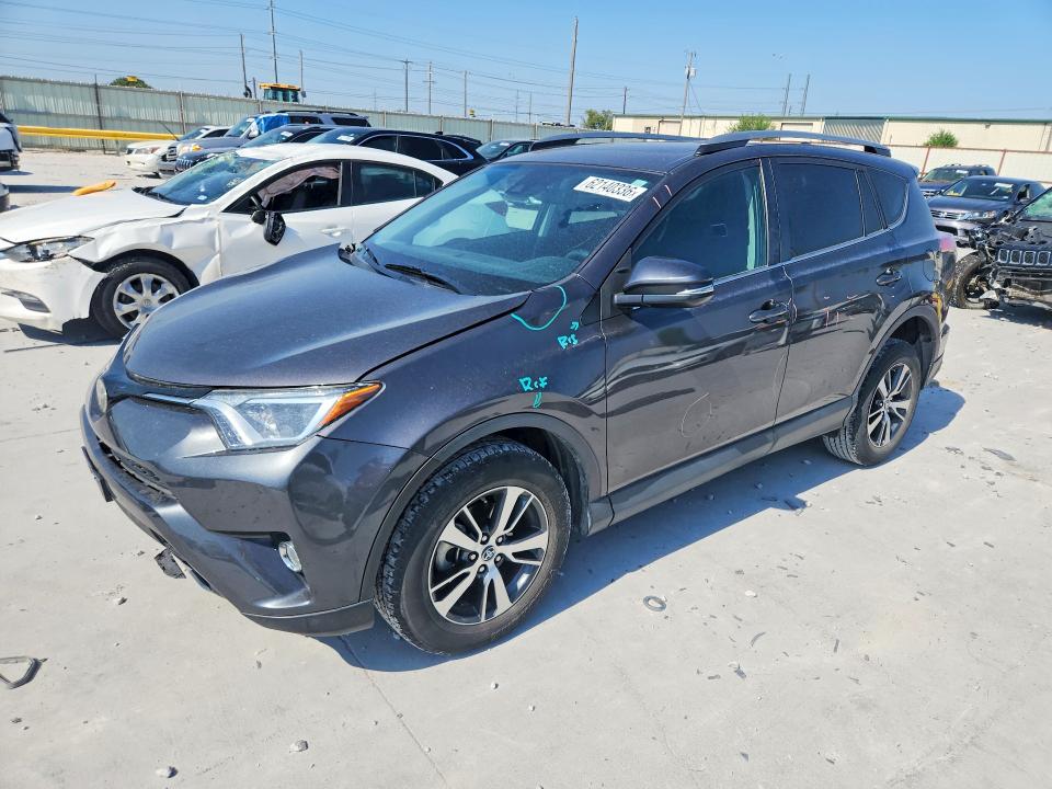 62140336 :رقم المزاد ، 2T3WFREV3JW405753 vin ، 2018 Toyota Rav4 مزاد بيع
