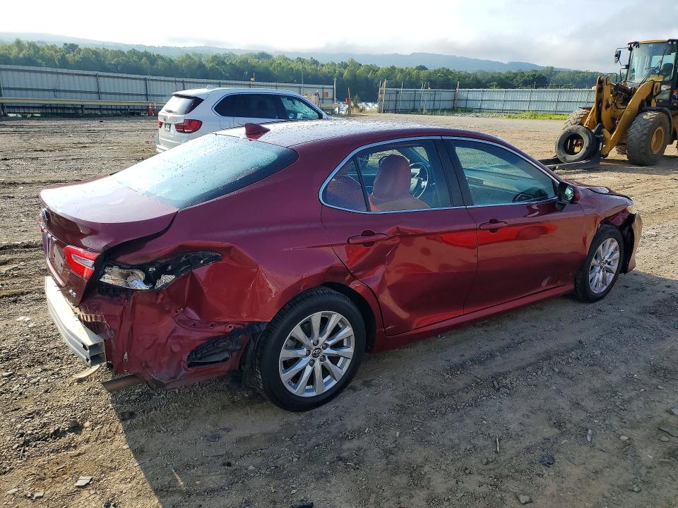 Продажа на аукционе авто 2019 Toyota Camry, vin: 4T1B11HK7KU743151, номер лота: 60305636