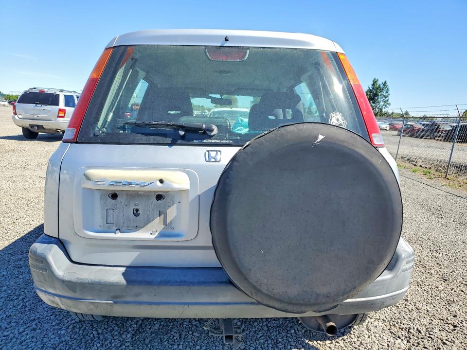 60007126 :رقم المزاد ، JHLRD1868YC014705 vin ، 2000 Honda Cr-v مزاد بيع