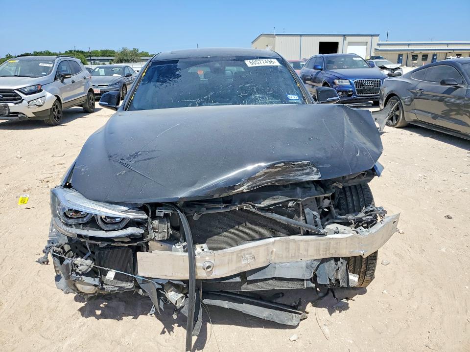 60577496 :رقم المزاد ، WBA8Y3C58JG451395 vin ، 2018 Bmw 340 مزاد بيع