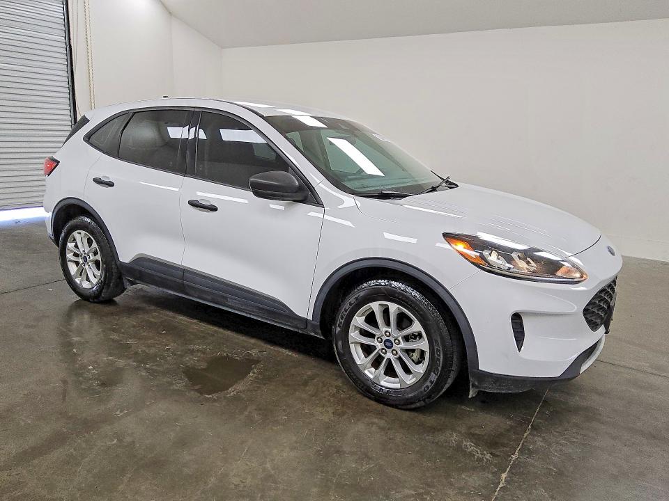 Продажа на аукционе авто 2020 Ford Escape, vin: 1FMCU0F60LUC25833, номер лота: 59742206