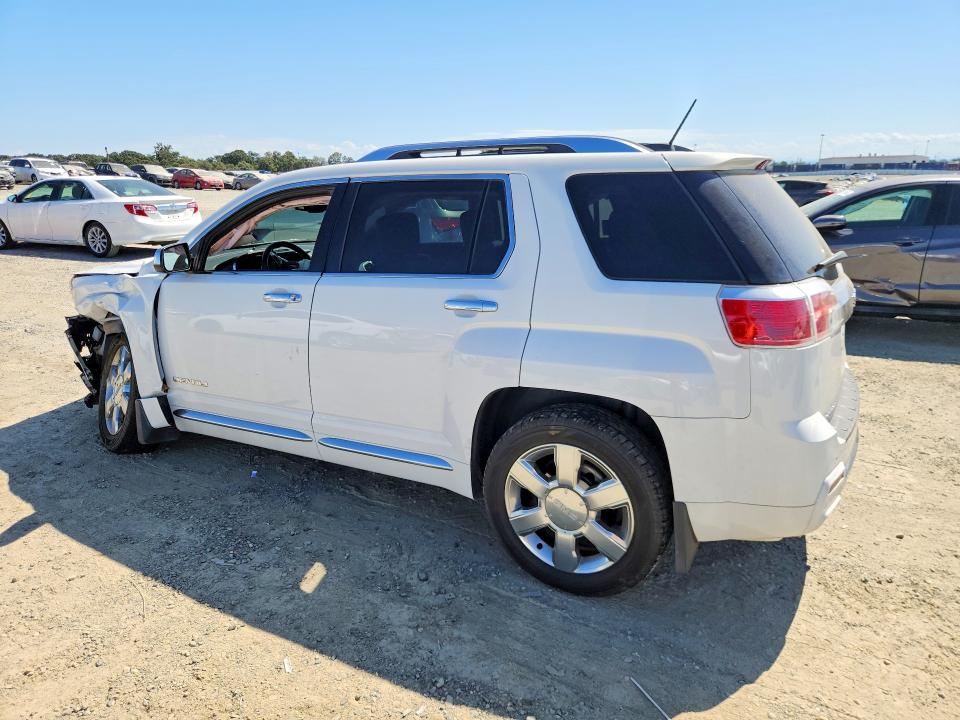 61012976 :رقم المزاد ، 2GKFLUE33F6416351 vin ، 2015 Gmc Terrain مزاد بيع