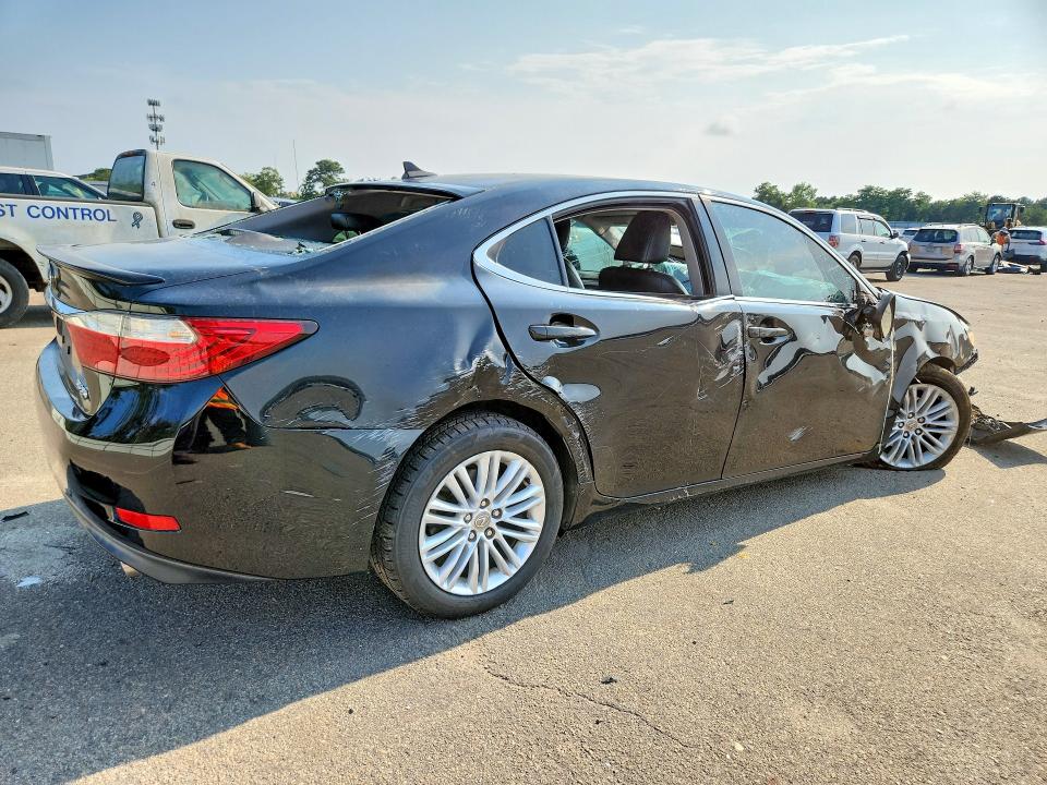 62879226 :رقم المزاد ، JTHBK1GG3E2102950 vin ، 2014 Lexus Es مزاد بيع