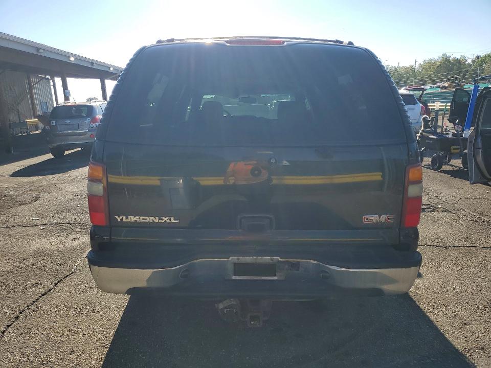 2003 Gmc Yukon Xl მანქანა იყიდება აუქციონზე, vin: 3GKFK16Z73G273828, აუქციონის ნომერი: 63049086