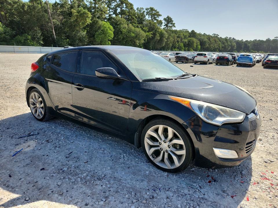 2013 Hyundai Veloster მანქანა იყიდება აუქციონზე, vin: KMHTC6AD5DU097697, აუქციონის ნომერი: 60527266