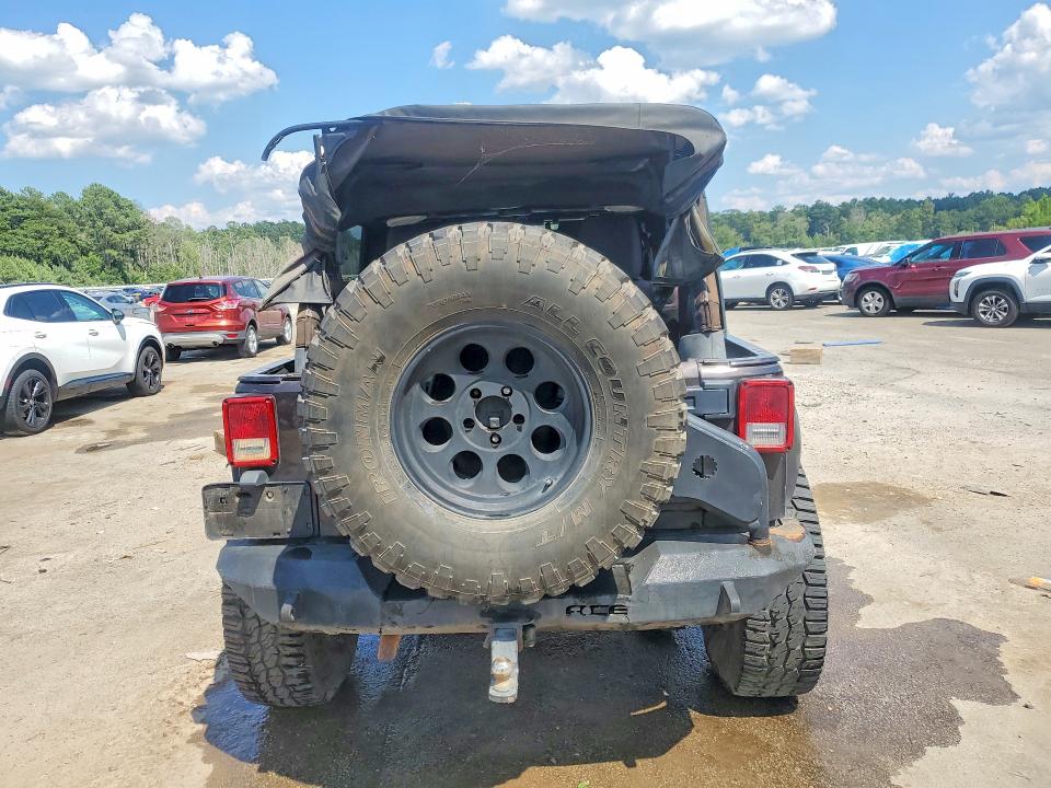 59811866 :رقم المزاد ، 1C4BJWDG8DL654829 vin ، 2013 Jeep Wrangler Unlimited مزاد بيع