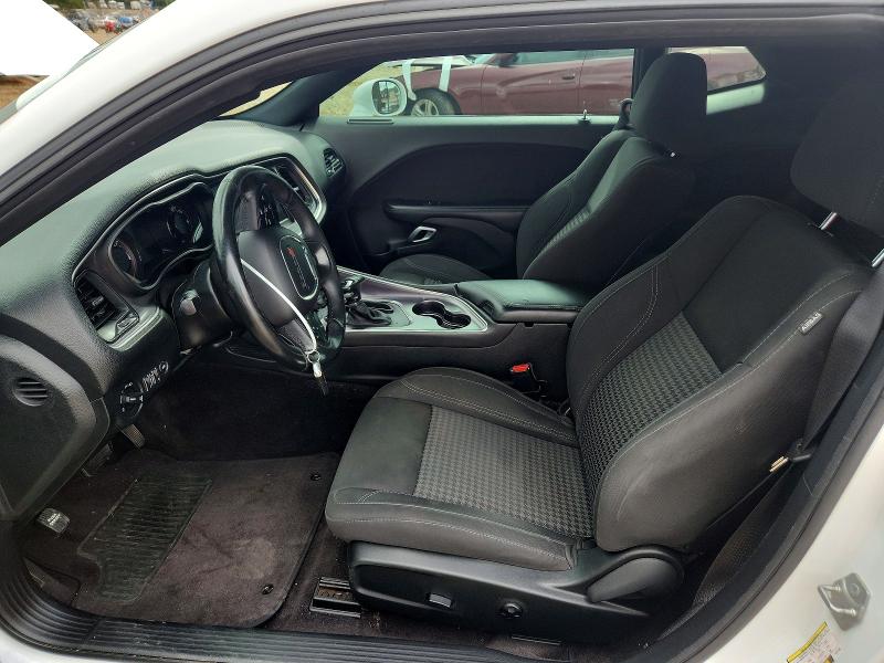 60697206 :رقم المزاد ، 2C3CDZBT8JH271290 vin ، 2018 Dodge Challenger مزاد بيع