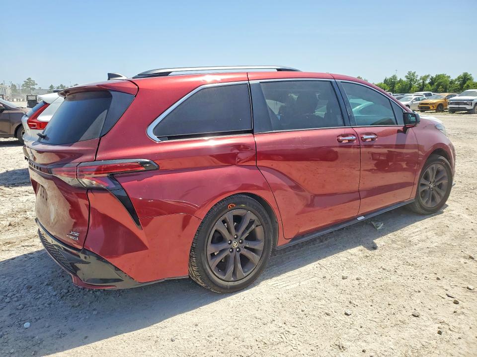 2022 Toyota Sienna მანქანა იყიდება აუქციონზე, vin: 5TDXRKEC9NS085170, აუქციონის ნომერი: 61542336