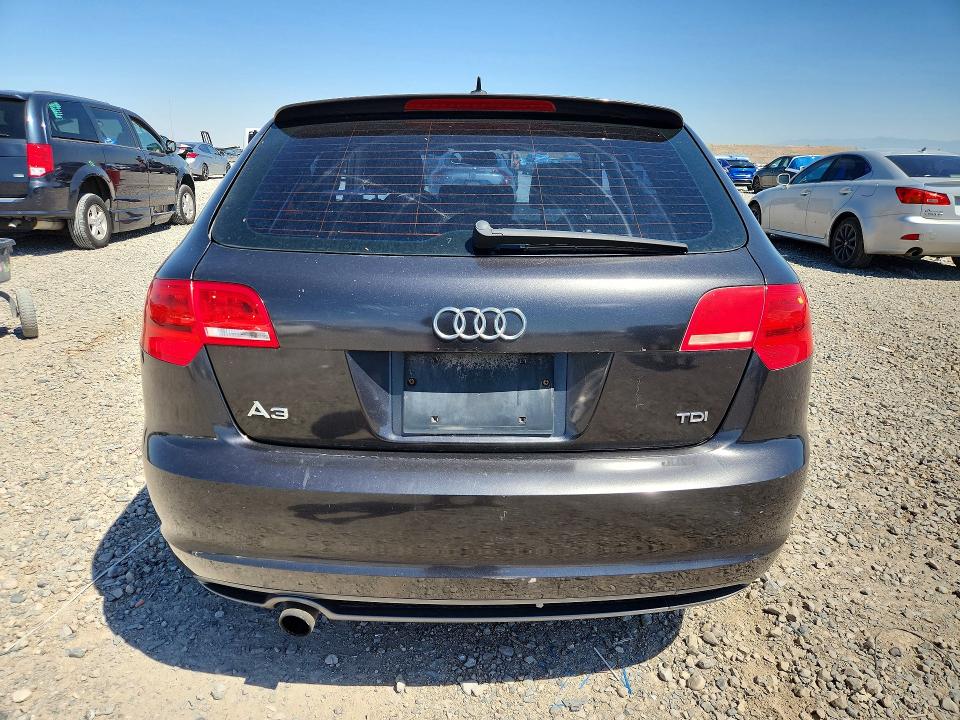 62724836 :رقم المزاد ، WAUKJAFM1BA027854 vin ، 2011 Audi A3 مزاد بيع