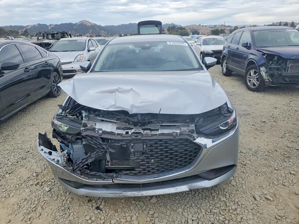 Продажа на аукционе авто 2021 Mazda 3, vin: JM1BPBBL4M1327637, номер лота: 61045686