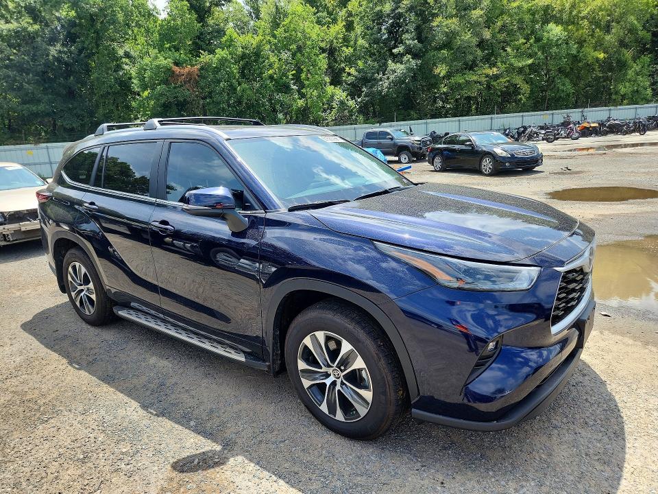 61583966 :رقم المزاد ، 5TDKDRAH1SS554489 vin ، 2025 Toyota Highlander مزاد بيع