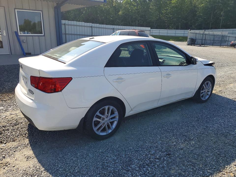 Продажа на аукционе авто 2011 Kia Forte, vin: KNAFU4A28B5318554, номер лота: 59357356