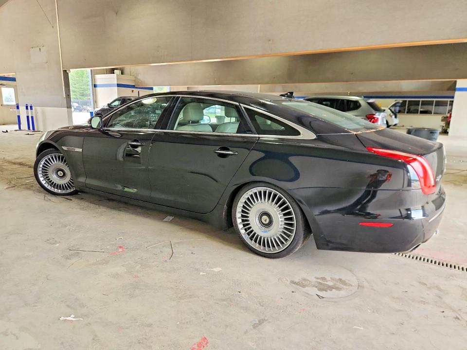 Продажа на аукционе авто 2015 Jaguar Xjl, vin: SAJWJ2GD9F8V88617, номер лота: 60397206