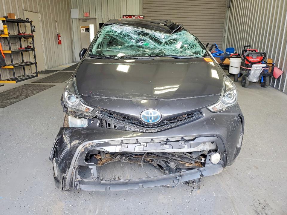 2015 Toyota Prius V მანქანა იყიდება აუქციონზე, vin: JTDZN3EU6FJ017667, აუქციონის ნომერი: 59889006
