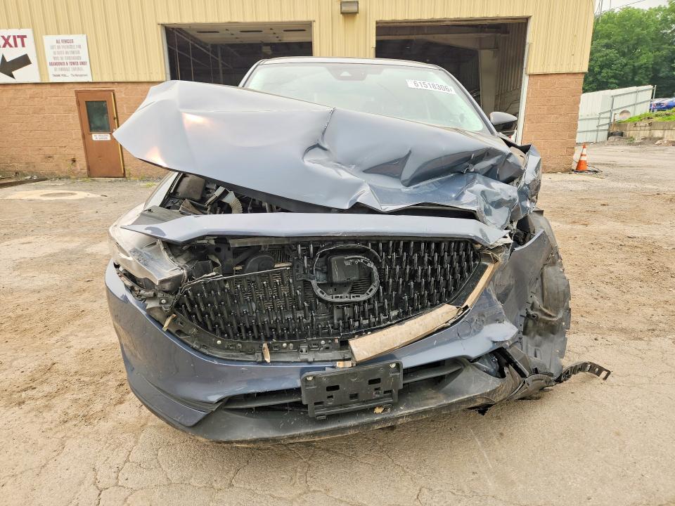 Продаж на аукціоні авто 2021 Mazda Cx-5, vin: JM3KFBCM9M0395021, номер лоту: 61518306