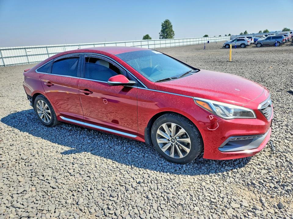 61390176 :رقم المزاد ، 5NPE34AFXFH045711 vin ، 2015 Hyundai Sonata مزاد بيع