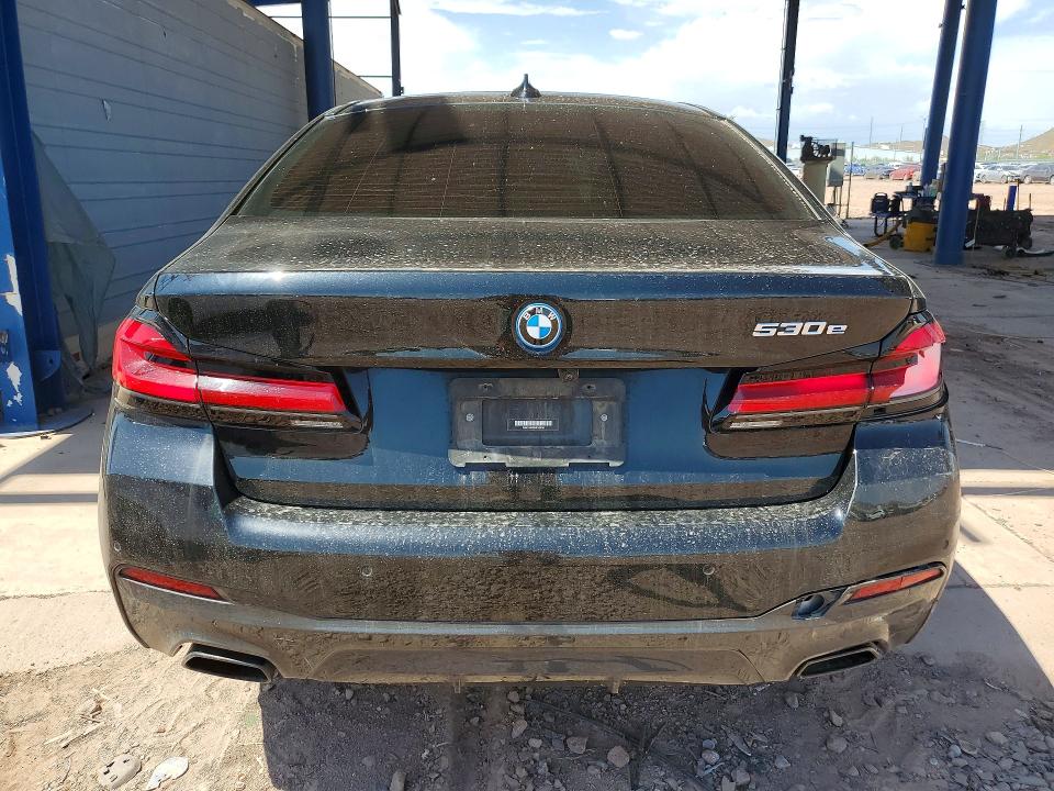 60463546 :رقم المزاد ، WBA13AG09NCJ28747 vin ، 2022 Bmw 530e مزاد بيع