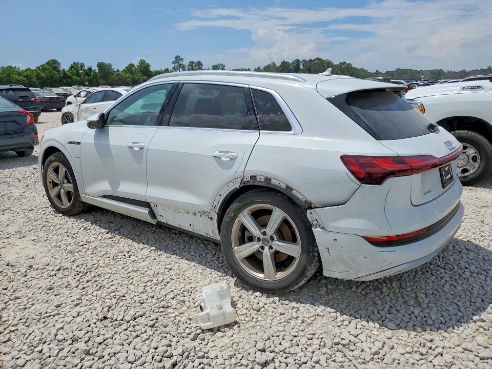 Aukcja sprzedaży 2019 Audi E-tron, vin: WA1LAAGE8KB024971, numer aukcji: 59670476
