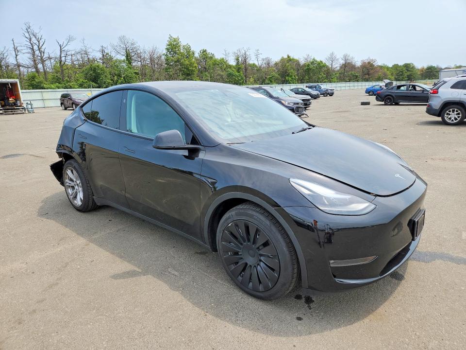 Продаж на аукціоні авто 2024 Tesla Model Y, vin: 7SAYGAEE0RF987127, номер лоту: 62706506