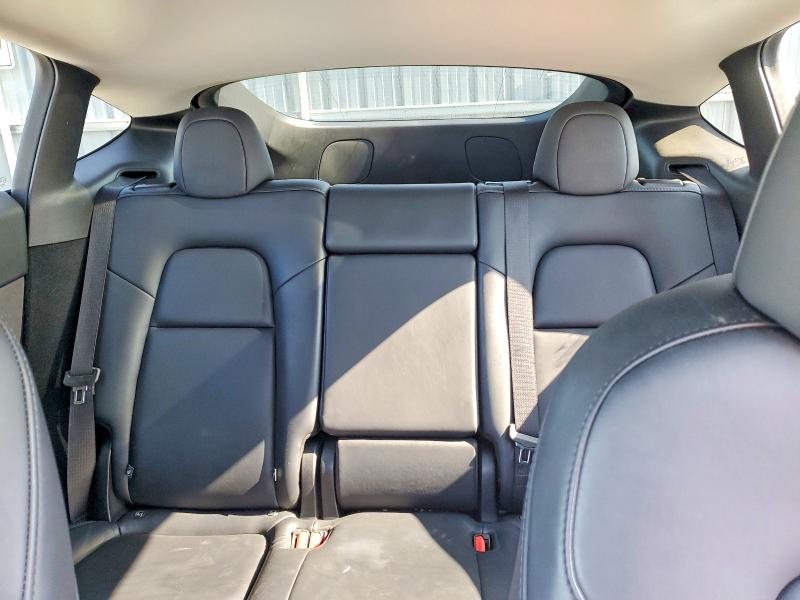 58744526 :رقم المزاد ، 7SAYGDEE9SF275268 vin ، 2025 Tesla Model Y مزاد بيع