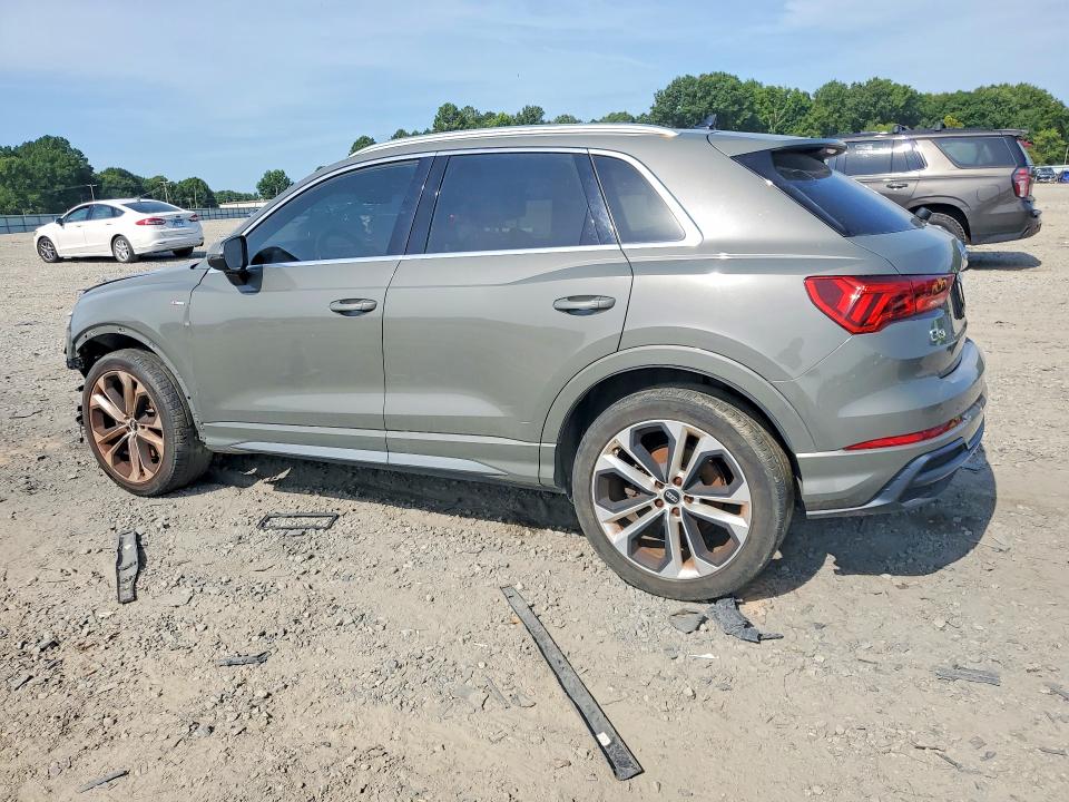 62633576 :رقم المزاد ، WA1EECF31L1026920 vin ، 2020 Audi Q3 مزاد بيع