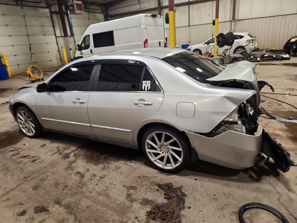 62744706 :رقم المزاد ، 1HGCM56427A119523 vin ، 2007 Honda Accord مزاد بيع