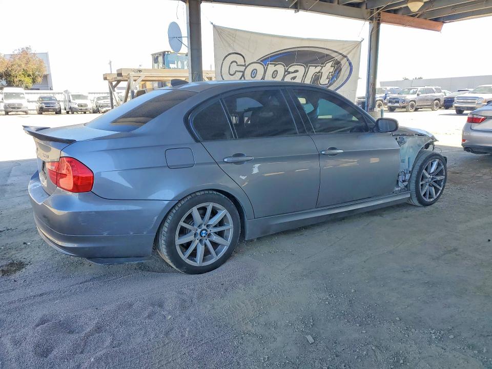 2011 Bmw 328 მანქანა იყიდება აუქციონზე, vin: WBAPH7C59BE677901, აუქციონის ნომერი: 61394386