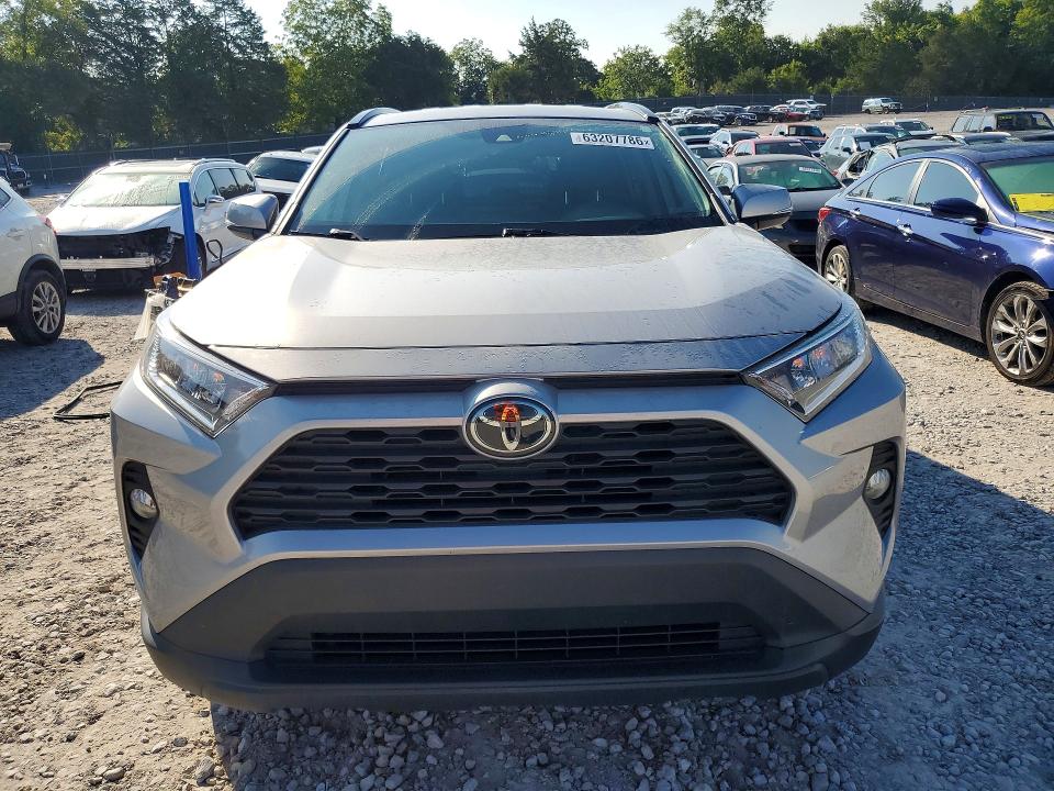 Продаж на аукціоні авто 2021 Toyota Rav4, vin: 2T3W1RFV7MC162614, номер лоту: 63207786