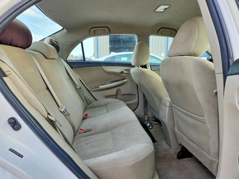 61780476 :رقم المزاد ، 2T1BU4EE0BC736549 vin ، 2011 Toyota Corolla مزاد بيع