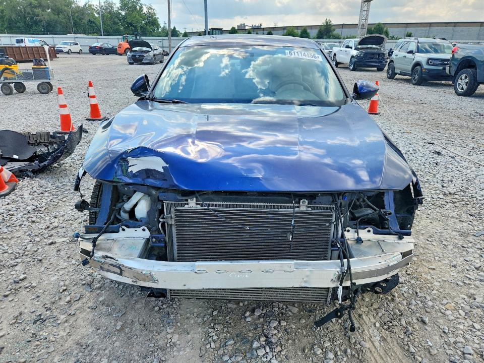 61114456 :رقم المزاد ، 1HGCV1F45JA146051 vin ، 2018 Honda Accord مزاد بيع