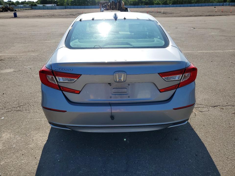 62302586 :رقم المزاد ، 1HGCV1F1XLA130002 vin ، 2020 Honda Accord مزاد بيع