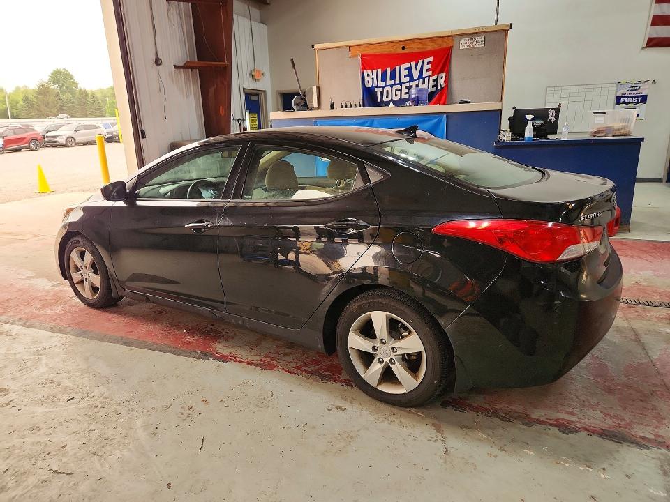 61443896 :رقم المزاد ، 5NPDH4AE3DH195046 vin ، 2013 Hyundai Elantra مزاد بيع